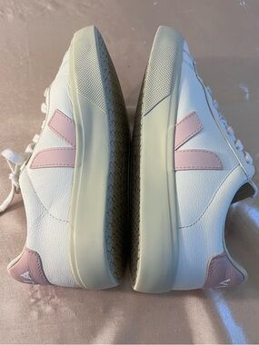 Rare! Veja Campo Sneakers w Full Leather Logo Sz 7 Extra White/Petale Pink Babe